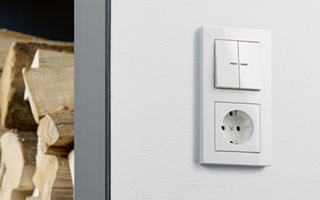 JUNG KNX Taster F 10 bei Elektro-Hess in Walldürn